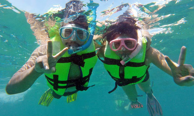 Snorkel en la bahía de Acapulco